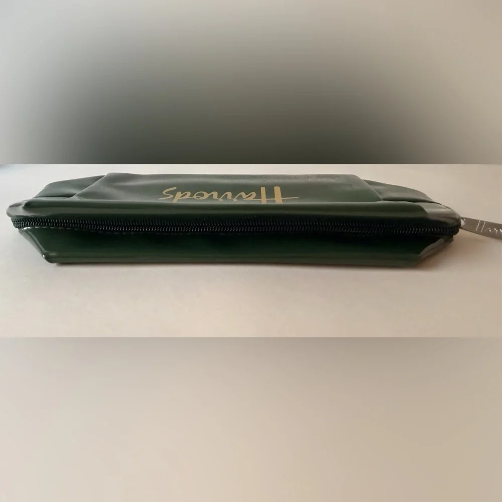 Harrods Forest Green High-Gloss Zipper Pouch | Gold Logo
